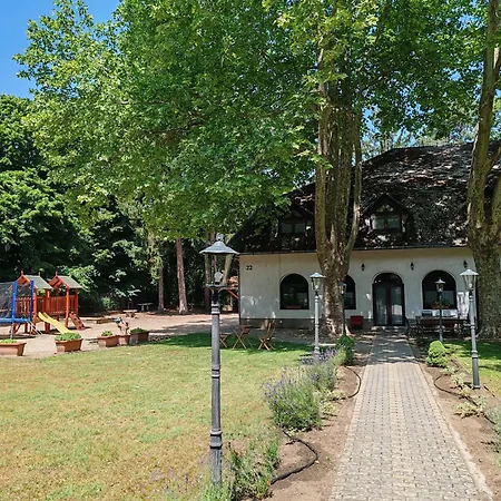 Garden Szallashely Kwatera prywatna *