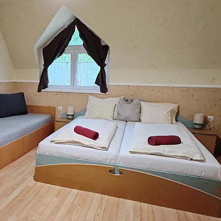 Garden Szallashely Kwatera prywatna