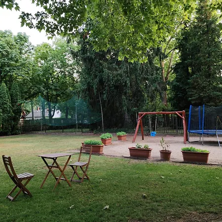 Garden Szallashely Habitación en casa particular *