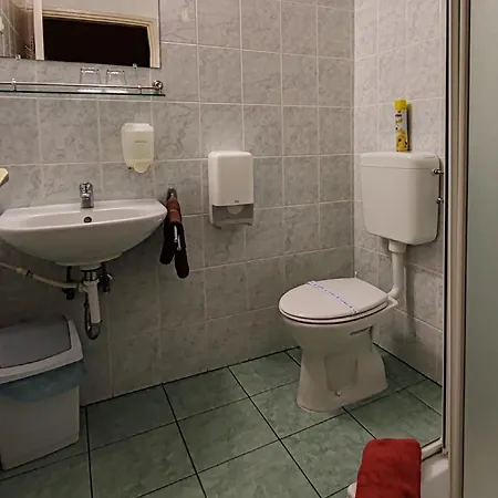 Garden Szallashely Kwatera prywatna Balatonszárszó