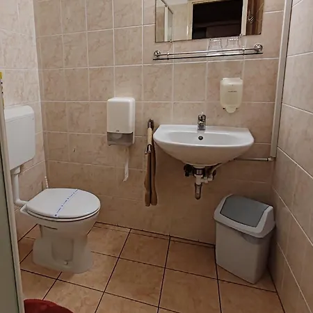 Garden Szallashely Kwatera prywatna Balatonszárszó