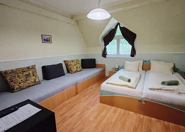 Garden Szallashely * Balatonszemes