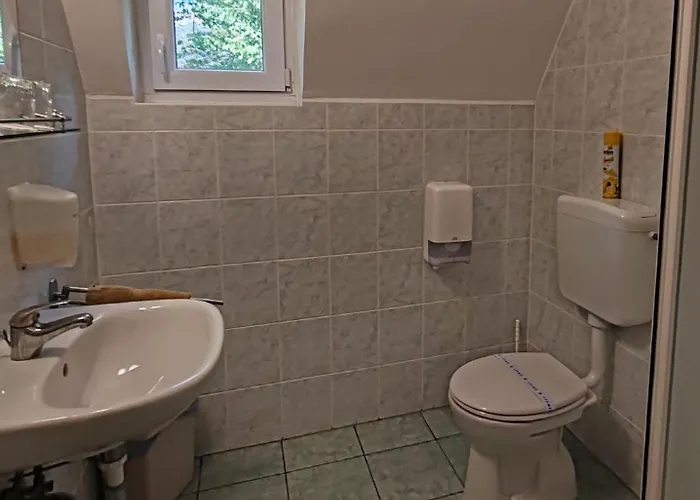 Garden Szallashely Homestay *