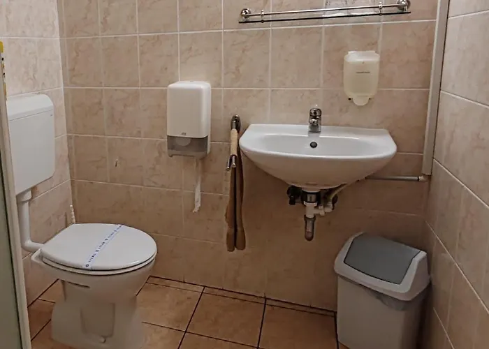 Garden Szallashely Homestay Balatonszemes